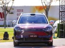 问界M9护航金鸡奖 科技与电影艺术共绘时代新篇章